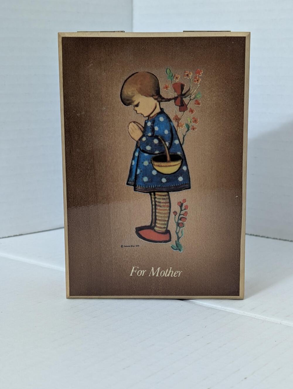 Vintage 1975 Berta Hummel For Mother ANRI Wood Music Box Schmid